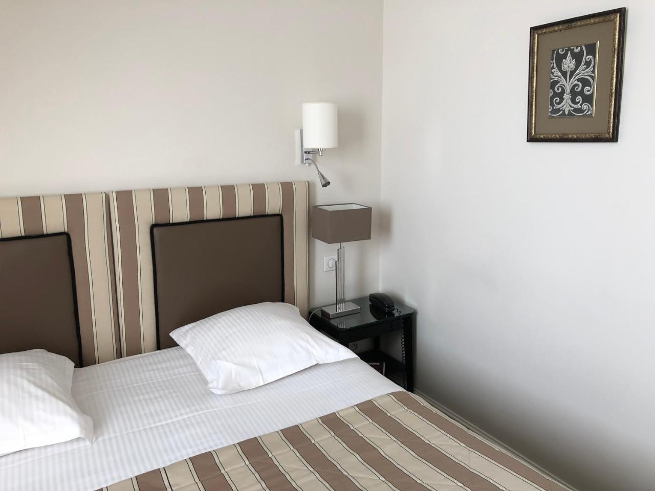 The Originals Boutique, Hotel Des Princes, Strasbourg Centre Bagian luar foto
